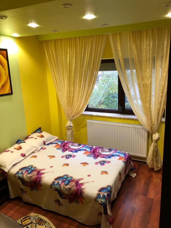 Clau Apartment Галац Экстерьер фото
