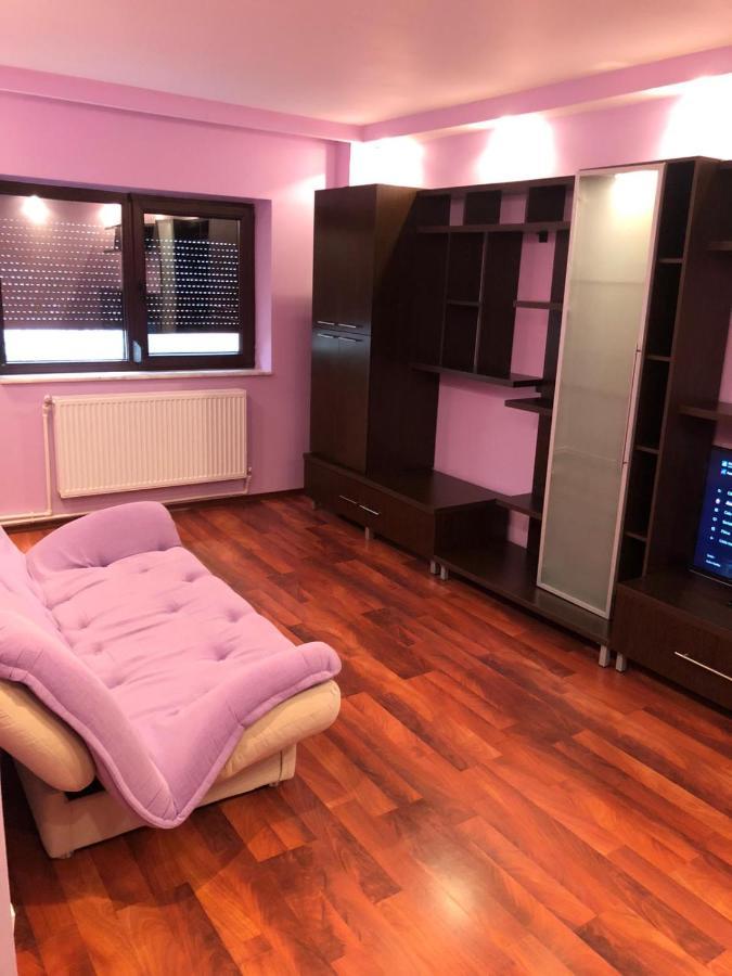Clau Apartment Галац Экстерьер фото